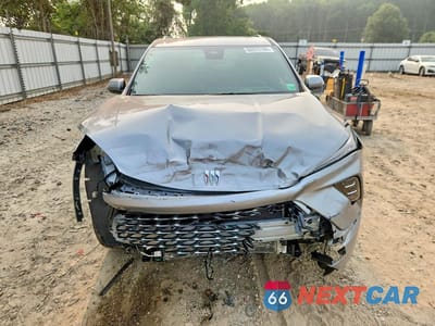 Piąte zdjęcie samochodu w środku: 2025 BUICK ENCLAVE AVENIR VIN:5GAERCRS6SJ141154 - miniatura