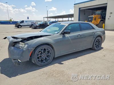 2019 CHRYSLER 300 TOURING 2C3CCAAG3KH648389 - główne zdjęcie licytacji z USA - miniatura