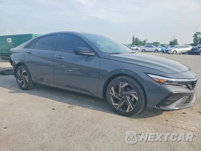 Czwarte zdjęcie samochodu z boku: 2025 HYUNDAI ELANTRA SEL SPORT VIN:KMHLM4DG3SU986793 - miniatura