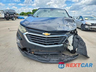 Piąte zdjęcie samochodu w środku: 2020 CHEVROLET EQUINOX LT VIN:3GNAXKEV8LL197286 - miniatura