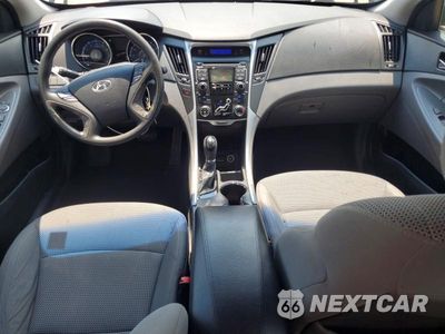 Zdjęcie 8 z 12 samochodu: 2011 HYUNDAI SONATA GLS VIN:5NPEB4AC2BH125958 - miniatura