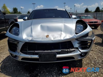 Piąte zdjęcie samochodu w środku: 2018 PORSCHE MACAN S VIN:WP1AB2A54JLB35503 - miniatura