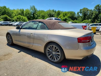 Drugie zdjęcie samochodu z przodu: 2011 AUDI A5 PREMIUM PLUS VIN:WAULFAFH7BN010722 - miniatura