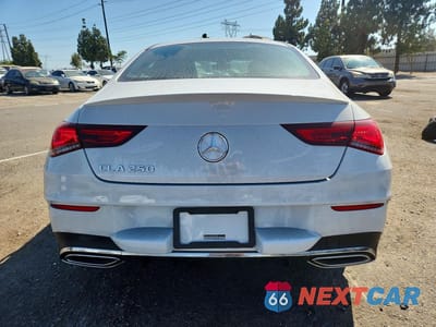Zdjęcie 6 z 12 samochodu: 2021 MERCEDES-BENZ CLA 250 VIN:W1K5J4GB1MN181044 - miniatura