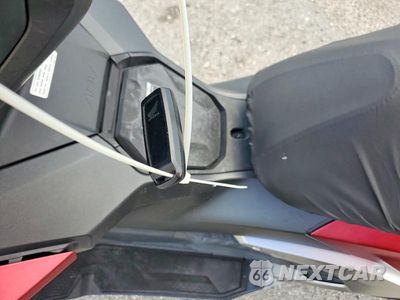Zdjęcie 8 z 9 samochodu: 2024 HONDA ADV160 A VIN:MLHKF5459R5000960 - miniatura