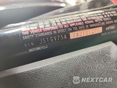 Zdjęcie 10 z 10 samochodu: 1998 SUZUKI GSF1200 S VIN:JS1GV75A7W2101277 - miniatura