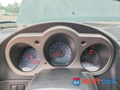 Zdjęcie 9 z 12 samochodu: 2002 NISSAN FRONTIER SVE-V6 VIN:1N6MD29Y22C390592 - miniatura