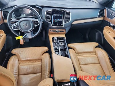 Zdjęcie 8 z 13 samochodu: 2017 VOLVO XC90 T8 VIN:YV4BC0PL5H1121240 - miniatura