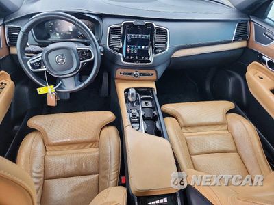 Zdjęcie 8 z 13 samochodu: 2017 VOLVO XC90 T8 VIN:YV4BC0PL5H1121240 - miniatura