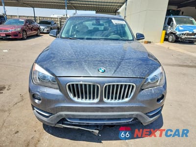 Piąte zdjęcie samochodu w środku: 2014 BMW X1 XDRIVE28I VIN:WBAVL1C55EVY18180 - miniatura