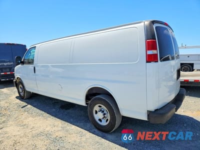 Drugie zdjęcie samochodu z przodu: 2019 CHEVROLET EXPRESS 2500 CARGO DELIVERY VAN VIN:1GCWGBFP3K1175622 - miniatura
