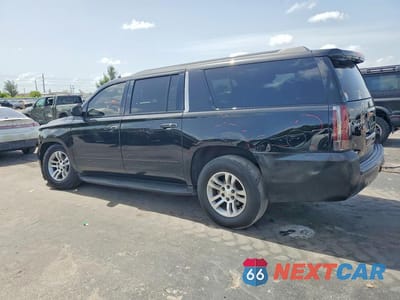 Drugie zdjęcie samochodu z przodu: 2019 CHEVROLET SUBURBAN C1500 PREMIER VIN:1GNSCJKC1KR306675 - miniatura