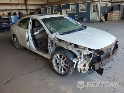 Czwarte zdjęcie samochodu z boku: 2013 NISSAN MAXIMA 3.5 S VIN:1N4AA5AP3DC833683 - miniatura