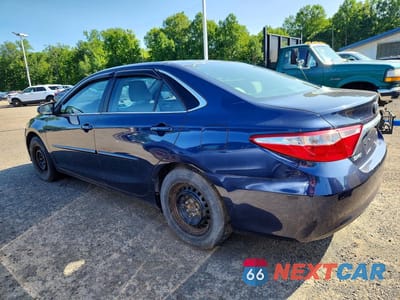 Drugie zdjęcie samochodu z przodu: 2017 TOYOTA CAMRY LE VIN:4T1BF1FK5HU814375 - miniatura
