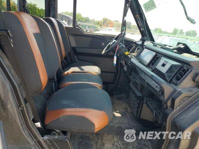 Piąte zdjęcie samochodu w środku: 2026 CAN-AM DEFENDER UTILITY VEHICLE VIN:3JBKUAX46TK000497 - miniatura