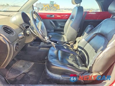 Zdjęcie 7 z 12 samochodu: 2006 VOLKSWAGEN NEW BEETLE CONVERTIBLE OPTION PACKAGE 2 VIN:3VWSF31Y76M302918 - miniatura
