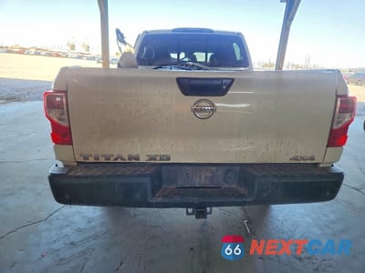 Zdjęcie 6 z 12 samochodu: 2021 NISSAN TITAN XD S VIN:1N6AA1FAXMN534457 - miniatura