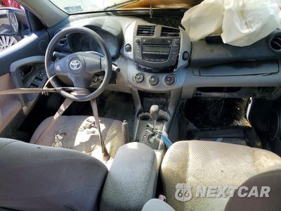 Zdjęcie 8 z 13 samochodu: 2007 TOYOTA RAV4 BASE VIN:JTMBD33V475078641 - miniatura