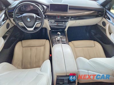 Zdjęcie 8 z 13 samochodu: 2017 BMW X5 XDR40E VIN:5UXKT0C58H0S80607 - miniatura