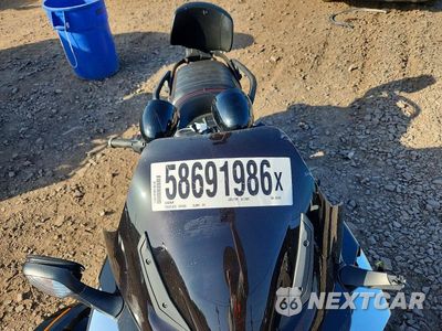 Piąte zdjęcie samochodu w środku: 2015 CAN-AM SPYDER ROADSTER F3 VIN:2BXRDDD28FV003992 - miniatura