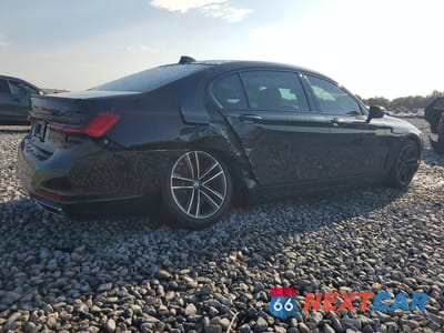 Trzecie zdjęcie samochodu z tyłu: 2021 BMW 750 XI VIN:WBA7U2C04MCE61507 - miniatura