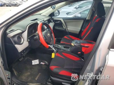 Zdjęcie 7 z 13 samochodu: 2016 TOYOTA RAV4 XLE VIN:2T3WFREVXGW298998 - miniatura