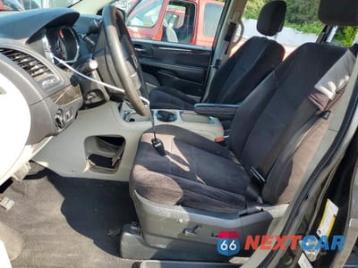 Zdjęcie 7 z 13 samochodu: 2014 DODGE GRAND CARAVAN SXT VIN:2C4RDGCG6ER121805 - miniatura