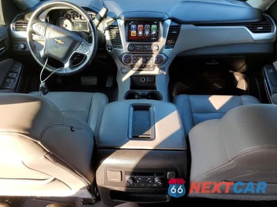 Zdjęcie 8 z 13 samochodu: 2019 CHEVROLET SUBURBAN K1500 LT VIN:1GNSKHKC6KR349095 - miniatura