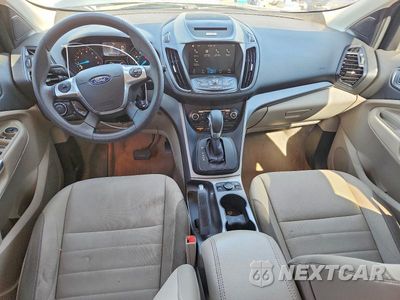 Zdjęcie 8 z 12 samochodu: 2016 FORD ESCAPE SE VIN:1FMCU9G96GUB98611 - miniatura