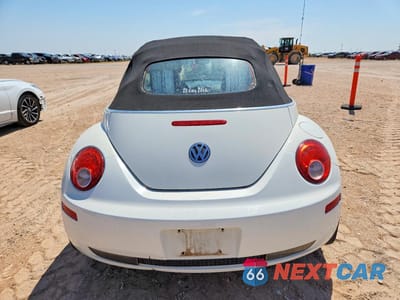 Zdjęcie 6 z 12 samochodu: 2007 VOLKSWAGEN NEW BEETLE TRIPLE WHITE VIN:3VWFF31Y07M416777 - miniatura