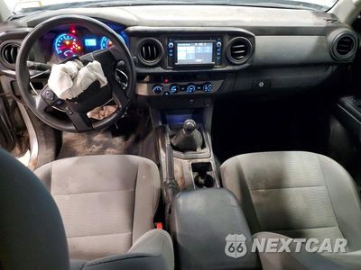 Zdjęcie 8 z 12 samochodu: 2017 TOYOTA TACOMA SR VIN:5TFSX5EN0HX050244 - miniatura