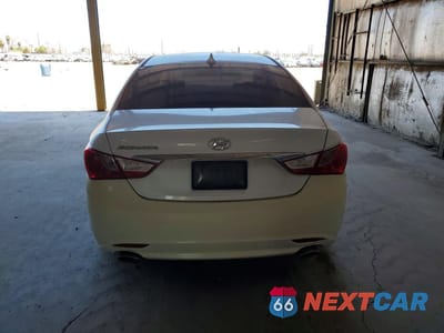 Zdjęcie 6 z 12 samochodu: 2011 HYUNDAI SONATA SE VIN:5NPEC4AC9BH243941 - miniatura