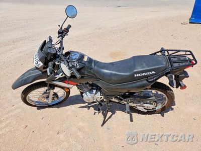 Trzecie zdjęcie samochodu z tyłu: 2024 HONDA XR150L E VIN:3H1KD1312RD100758 - miniatura