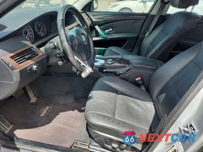 Zdjęcie 7 z 12 samochodu: 2008 BMW 528 XI VIN:WBANV13538CZ53703 - miniatura
