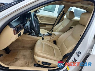 Zdjęcie 7 z 12 samochodu: 2007 BMW 335 I VIN:WBAVB73507KY61724 - miniatura