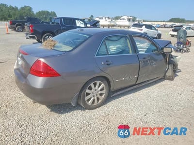 Trzecie zdjęcie samochodu z tyłu: 2007 HONDA ACCORD EX VIN:1HGCM66587A055602 - miniatura