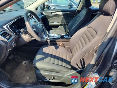 Zdjęcie 7 z 12 samochodu: 2015 FORD FUSION SE VIN:3FA6P0H71FR208622 - miniatura