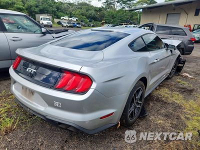 Trzecie zdjęcie samochodu z tyłu: 2018 FORD MUSTANG GT VIN:1FA6P8CF7J5117542 - miniatura