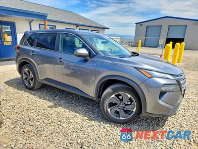 Czwarte zdjęcie samochodu z boku: 2024 NISSAN ROGUE SV VIN:5N1BT3BA0RC732529 - miniatura