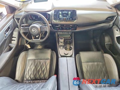 Zdjęcie 8 z 14 samochodu: 2021 NISSAN ROGUE PLATINUM VIN:JN8AT3DD9MW302064 - miniatura