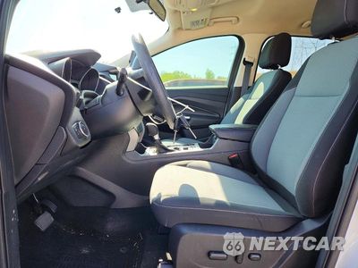 Zdjęcie 7 z 13 samochodu: 2017 FORD ESCAPE SE VIN:1FMCU9G90HUD53557 - miniatura