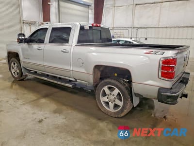 Drugie zdjęcie samochodu z przodu: 2019 CHEVROLET SILVERADO K2500 HEAVY DUTY LTZ VIN:1GC1KTEGXKF181226 - miniatura