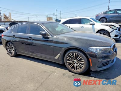 Czwarte zdjęcie samochodu z boku: 2019 BMW 530E VIN:WBAJA9C57KB254290 - miniatura