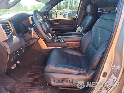 Zdjęcie 7 z 12 samochodu: 2025 TOYOTA TUNDRA LIMITED HV VIN:5TFWC5DB3SX104034 - miniatura