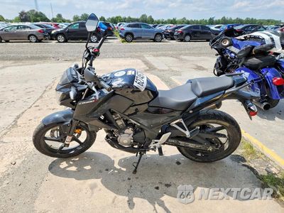 Trzecie zdjęcie samochodu z tyłu: 2016 HONDA CB300 F VIN:MLHNC5211G5200315 - miniatura