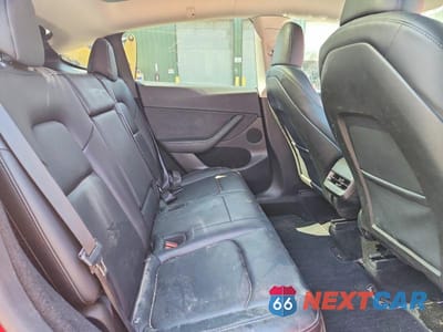 Zdjęcie 10 z 13 samochodu: 2024 TESLA MODEL Y VIN:7SAYGDEE0RF114401 - miniatura