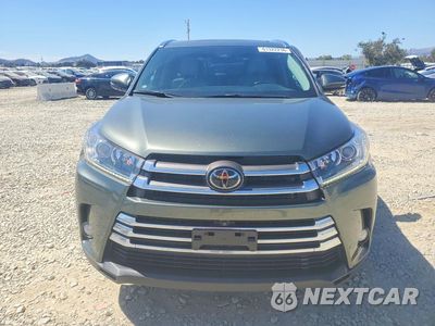 Piąte zdjęcie samochodu w środku: 2023 TOYOTA HIGHLANDER VIN:5TDDZRFH2JS862580 - miniatura