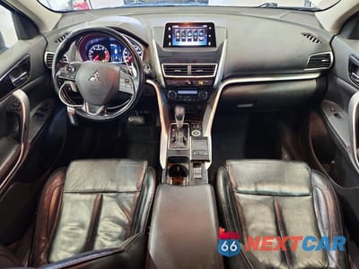 Zdjęcie 8 z 13 samochodu: 2019 MITSUBISHI ECLIPSE CROSS SE VIN:JA4AT5AA3KZ001443 - miniatura