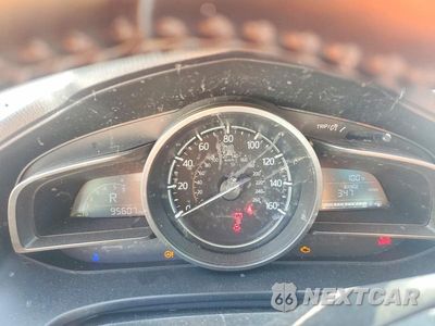 Zdjęcie 9 z 12 samochodu: 2018 MAZDA 3 TOURING VIN:3MZBN1V35JM177013 - miniatura