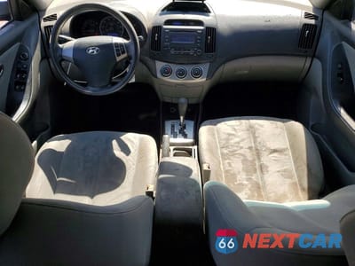 Zdjęcie 8 z 12 samochodu: 2010 HYUNDAI ELANTRA GLS VIN:KMHDU4AD5AU112068 - miniatura
